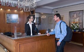 Hotel Imperio